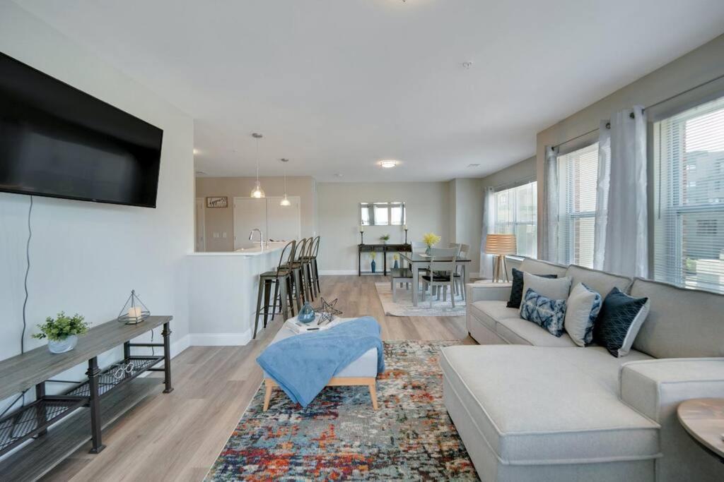 Beautiful 2Br Apt/Ewr Airport/King /Free Parking Ньюарк Екстер'єр фото